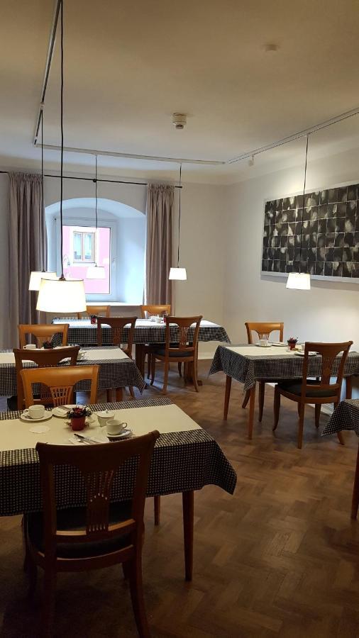 Hotelgasthof Bayerischer Hof Зульцбах-Розенберґ Екстер'єр фото